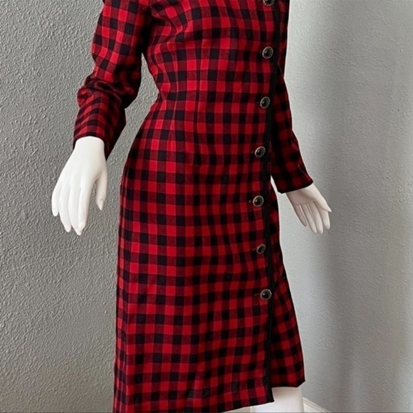 First focus. Size 5/6  beautiful 1980s button down dress - Picture 4 of 12